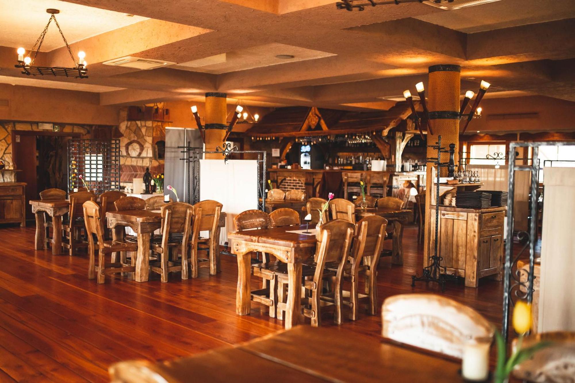 Hotel Rycerski Czeladz Bagian luar foto